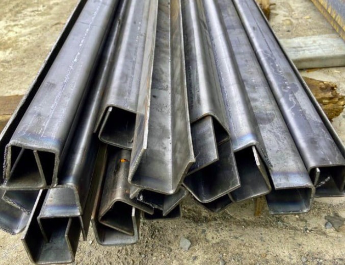 Giá sắt thép 24h là đơn vị chuyên cung cấp hàng chính hãng và chất lượng cao